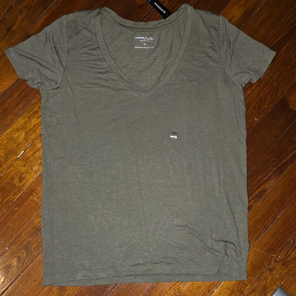 Express Tee